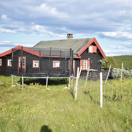 Amazing In W/ 4 Bedrooms Feriehus Nesbyen