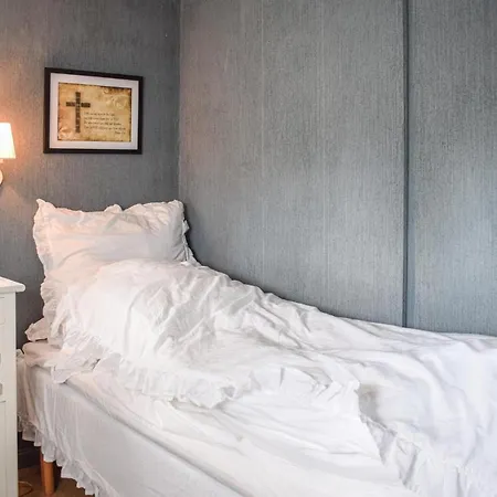Amazing In W/ 4 Bedrooms * 内斯比恩